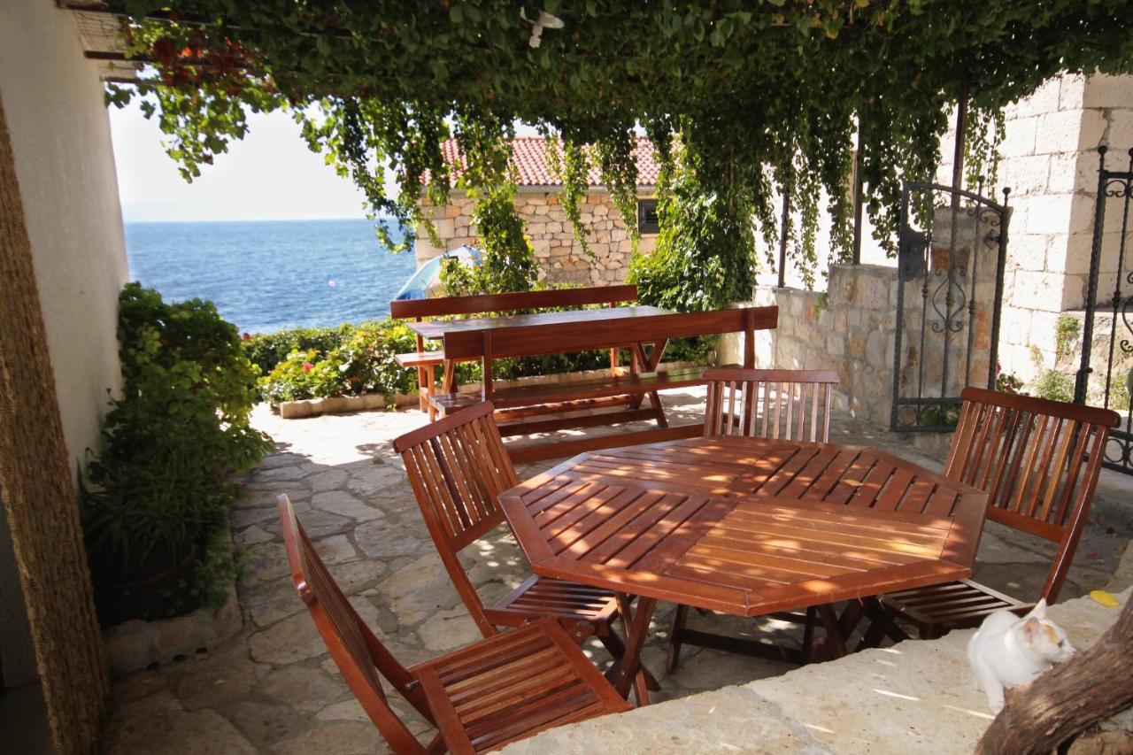 Seaside House For Families With Children Cove Tvrdni Dolac, Hvar - 2057 Gdinj Exterior photo
